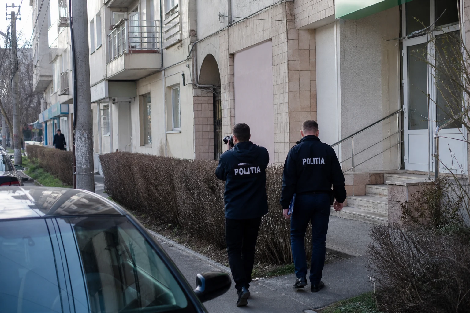 Conflict pe străzi din Râmnicu Vâlcea: cinci bărbați, reținuți la date diferite
